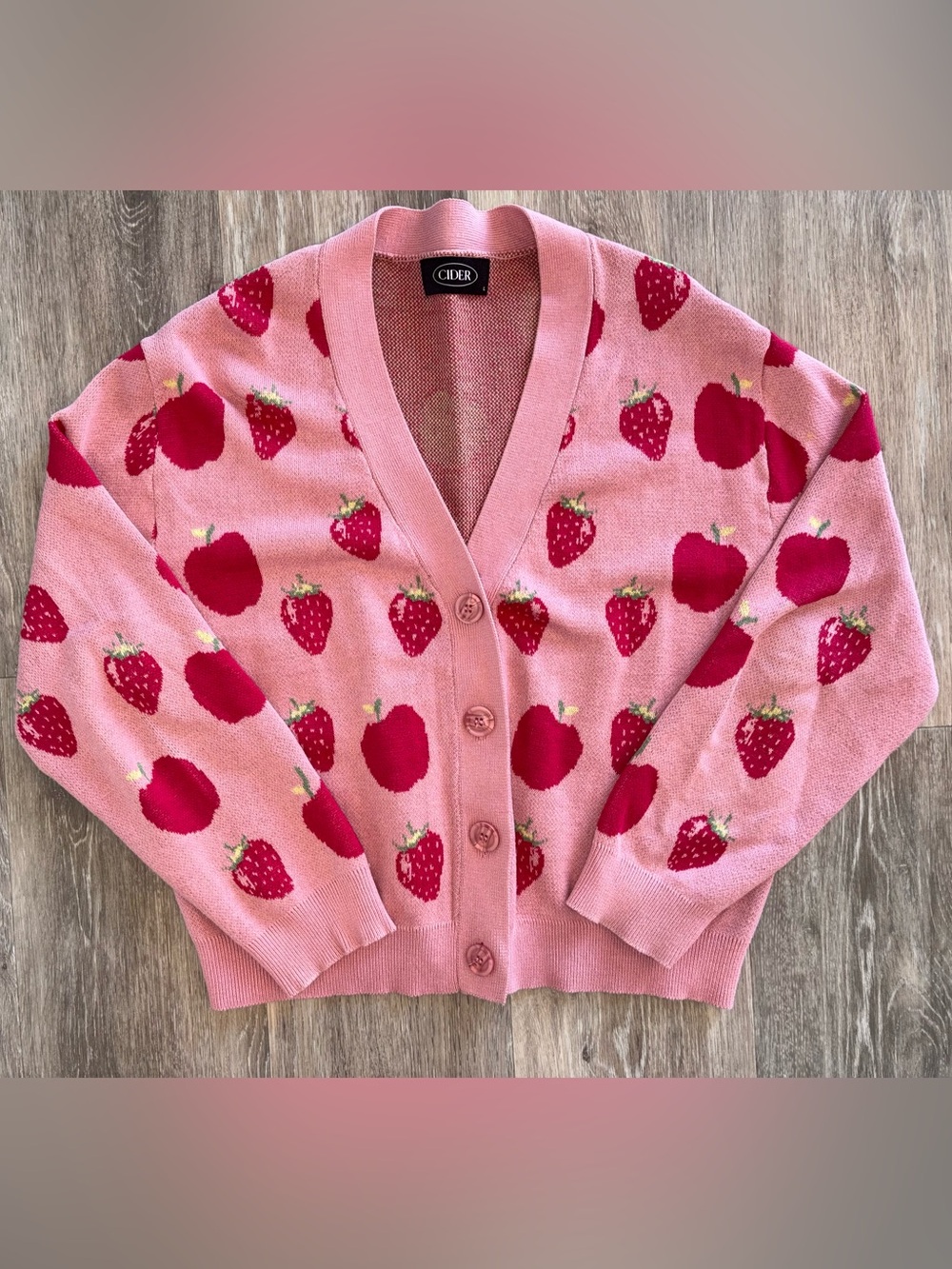 Cider Strawberry & Apple Print Women’s Cardigan Pink size L